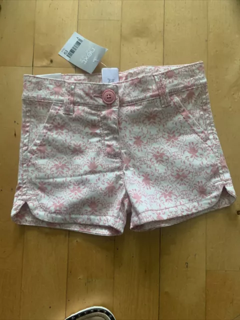 Pantaloncini in denim per ragazze Next nuovi con etichette età 3 anni 98 cm motivo floreale crema e rosa prezzo di vendita £9