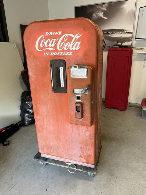 Vintage Vendo 39 Coca Cola Coke Machine