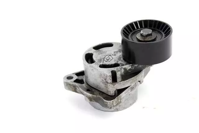 8200761529 Support Poulie Tendeur RENAULT Master 2.5 D 73KW 5M 2P (2004)