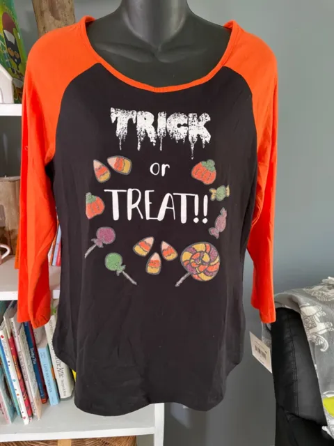 NWT Halloween Top Shirt Trick or Treat Candy Black Autumn Fall Teacher M