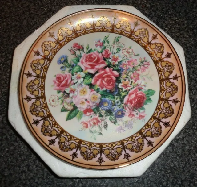 Davenport Collectors Plate MAJESTY - A CELEBRATION OF ONE HUNDRED GLORIOUS YEARS 2