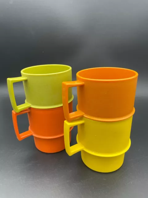 Tupperware 1312 Stackable Coffee Mug Tea Cup Plastic Durable Vintage Set Of 4