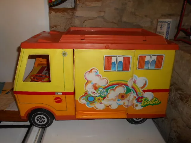 Camping car 2025 jaune barbie