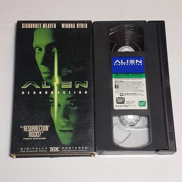 ALIEN RESURRECTION (VHS, 1997) Sigourney Weaver, Winona Ryder Combined ...