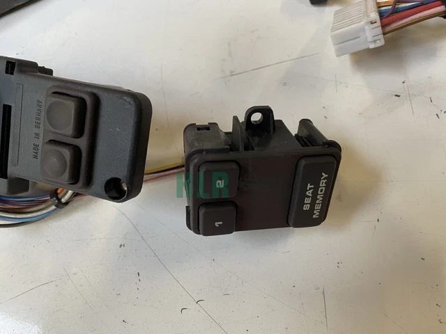 RANGE ROVER P38 Offside Drivers Front Electric Seat Switches And Loom ...