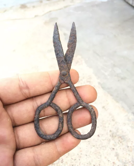 Vintage Rusted Iron Scissors Rich Patina Handmade Collectible Decorative SC13