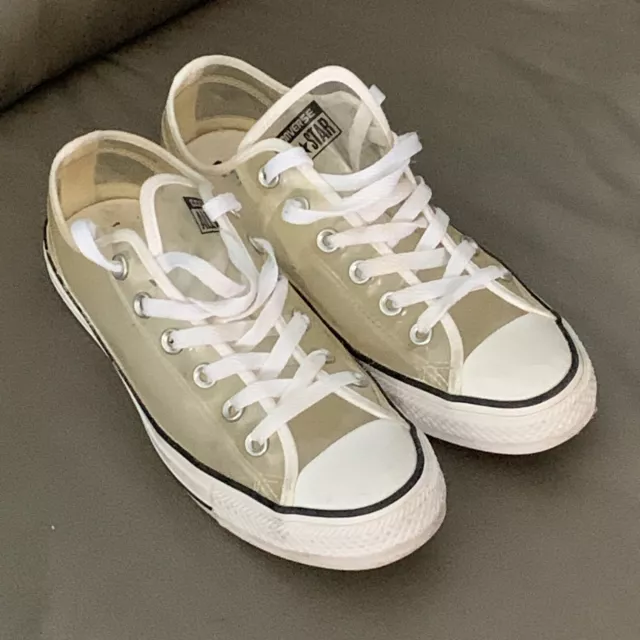 Clear converse deals size 8