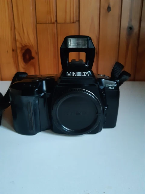 Appareil Photo Minolta Dynax 3xi Argentique – 35mm, Autofocus, Objectif 28-80mm