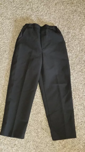 Boys Dress Pants, Size 6/7, Black, Elastic Waist 19 Inch Inseam