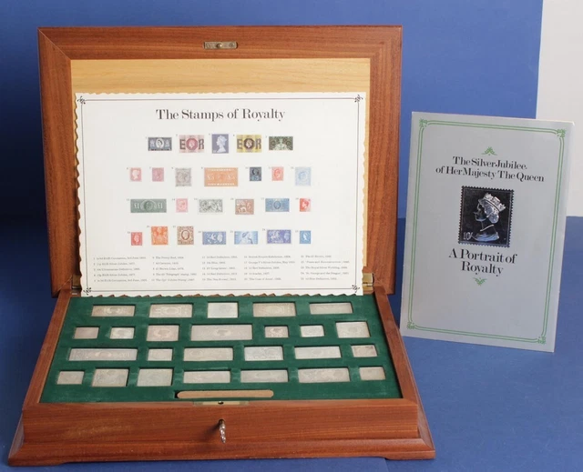 Great Britain 1977 Silver Jubilee 25 x Silver Stamp of Royalty in Wooden Case