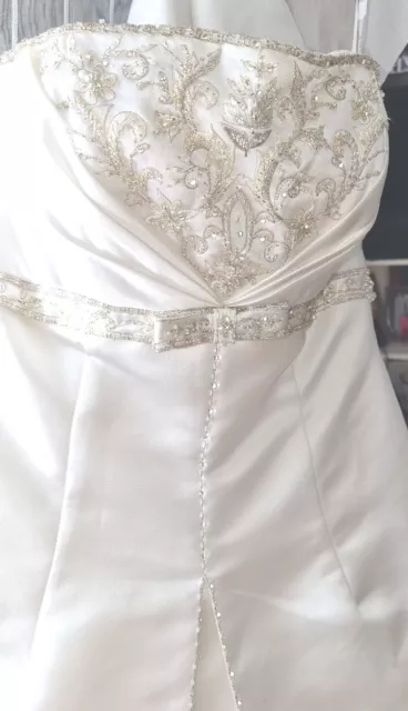 Abito da sposa. Ricambi tessuto