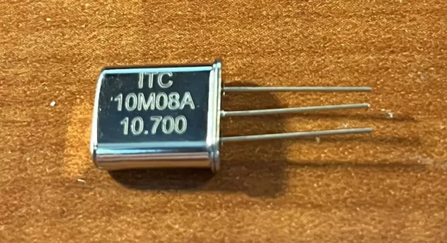 10.7 IF Filter Crystal 10M08A - CB Radio 10 Meter 11 Meter 10.7 IF Filter Crystal 10M08A - CB Radio 10 Meter 11 Meter