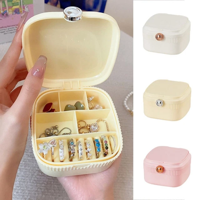 1Pcs Plastic Jewelry Storage Box Earrings Necklace Storage Tool