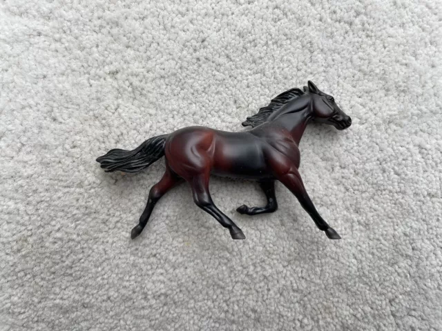 Breyer Horse Stablemate #410185 Parade of Breeds II Bay Pacer Standardbred G2