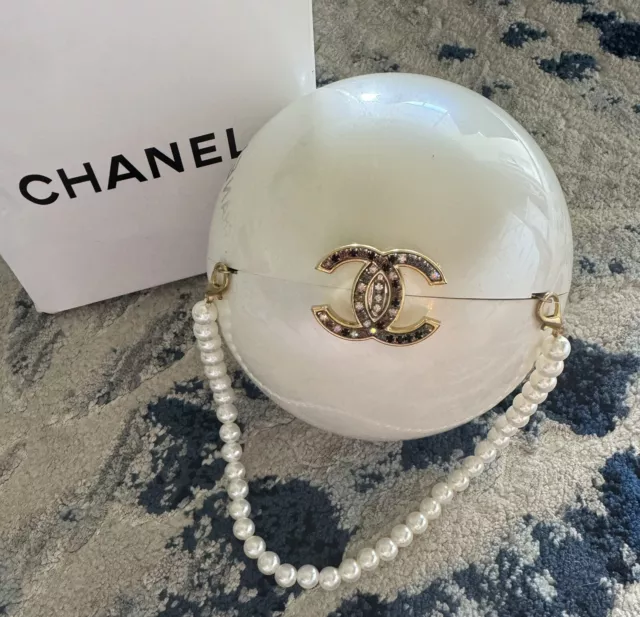Chanel White Imitation Pearl And Calfskin Medium Boy Bag Gold