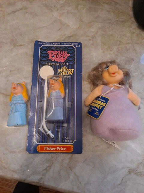 NOS,Miss Piggy 1979 Stick Puppet Figure Henson # 844, & BEANBAG MUPPET+ PUPPET