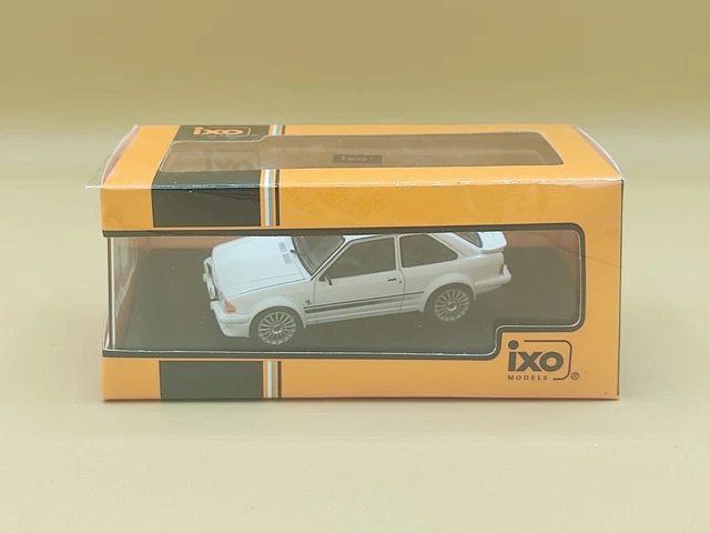 Modèle Réduit Ford Escort MK3 RS Turbo 1984 Noir 1:43 - Miniature En Métal IXO - 9