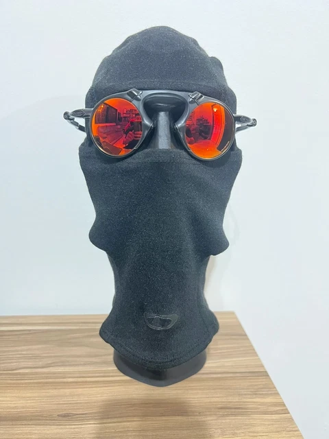 Sunglasses Oakley Madman Dark Carbon/Ruby Iridium Polarized OO6019-04 X Metal Sunglasses Oakley Madman Dark Carbon/Ruby Iridium Polarized OO6019-04 X Metal
