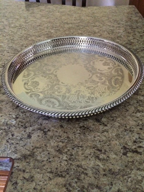 【Marlboro】 レリーフのアントルメサーバー 【シルバープレート】 Marlboro】 レリーフのアントルメサーバー 【シルバープレート】