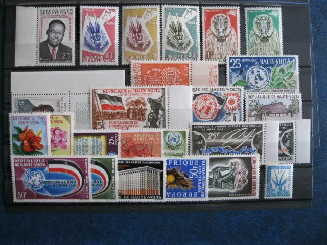 HAUTE VOLTA Burkina Faso 25 Timbres neufs sans charnière ** luxe