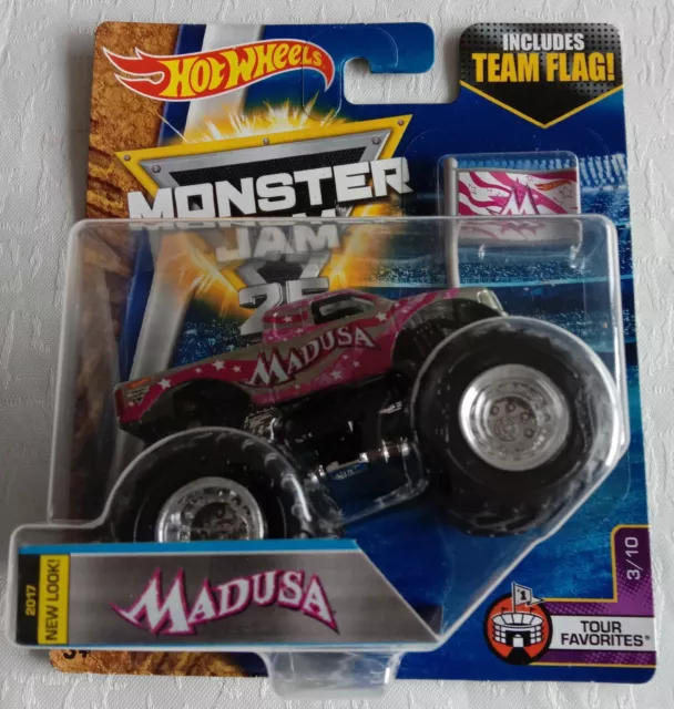 2017 Hot Wheels Monster Jam Truck Madusa with Team Flag. 25 years 3/10 1:64