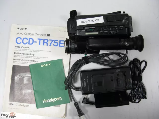 Sony CCD-TR75E Video Camera Recorder Handycam Video 8