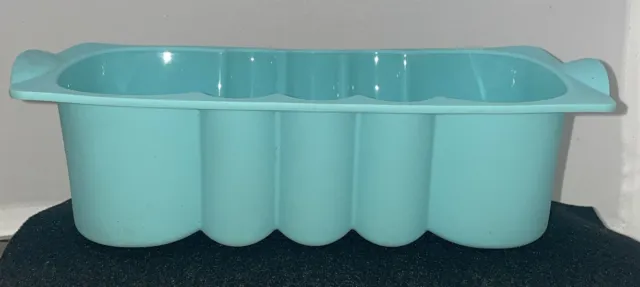 Tupperware Silicone Baking Form Loaf Bread Cake Oven With Directions Aqua New