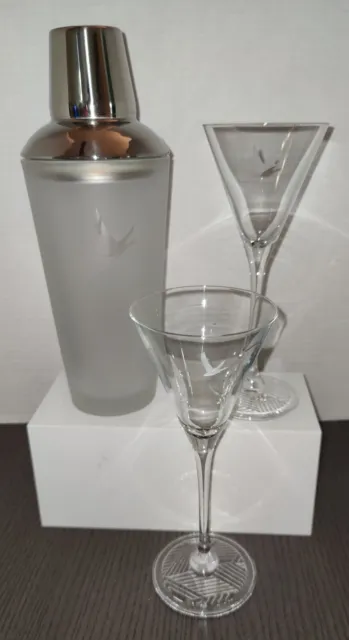 VTG Grey Goose Cocktail Shaker Frosted 2 Grey Goose Vodka Martini Glasses Bar