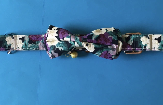 Floral Design Dog Collar with Bowtie Size X-large by SuperBuddy