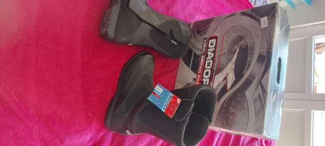 botte de moto diadora