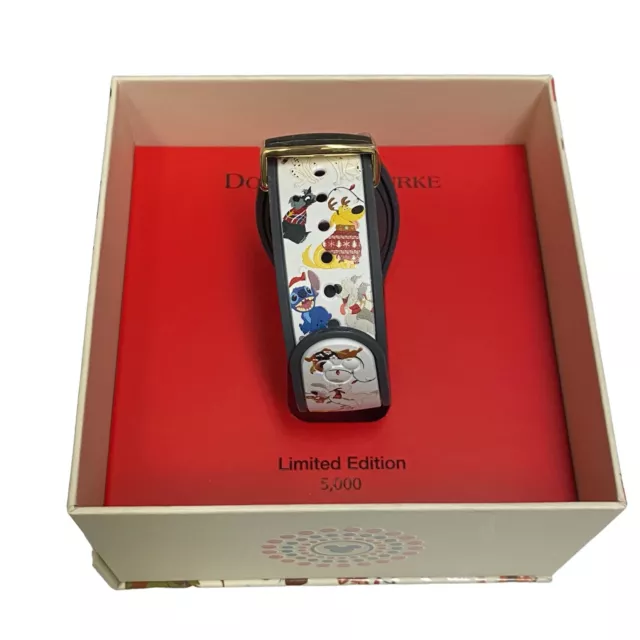 2021 Disney Parks Dooney & Bourke Santa Tails Holiday Dogs Magic Band LE