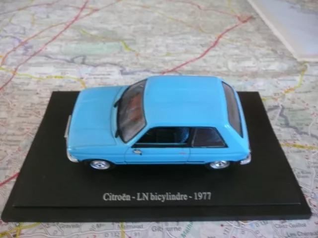 CITROËN LN 1977 Universal Hobbies Passion Citroên 1/43 avec défauts