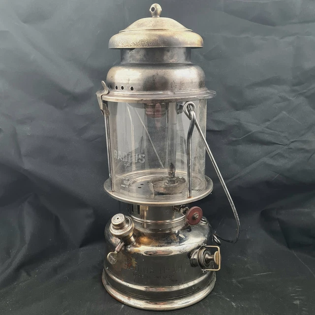 VTG. RADIUS 119 Kerosene Lantern Paraffin Camping Lamp Camplight