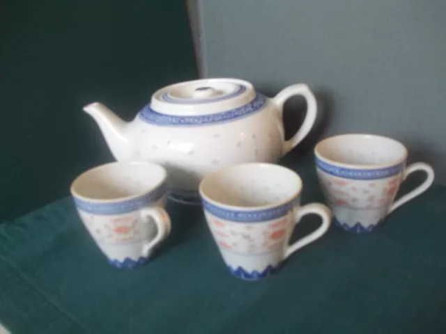 Vintage Chinese Rice Grain Blue White Porcelain Tea Pot w/ 3 Small Cups Set