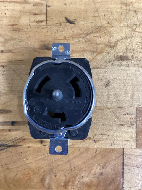 COOPER HART-LOCK50A 480V Twist-Lock Receptacle #250PT90FML