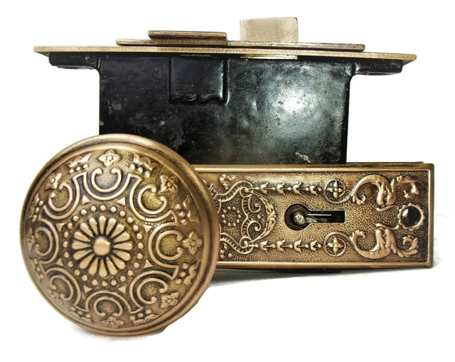 Antique Door Set Victorian / Eastlake Backplate Knob Mortise Lock Key Reclaimed 6