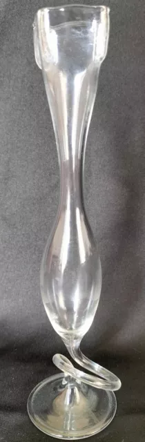 Petit Vase Soliforme En Verre Soufflé