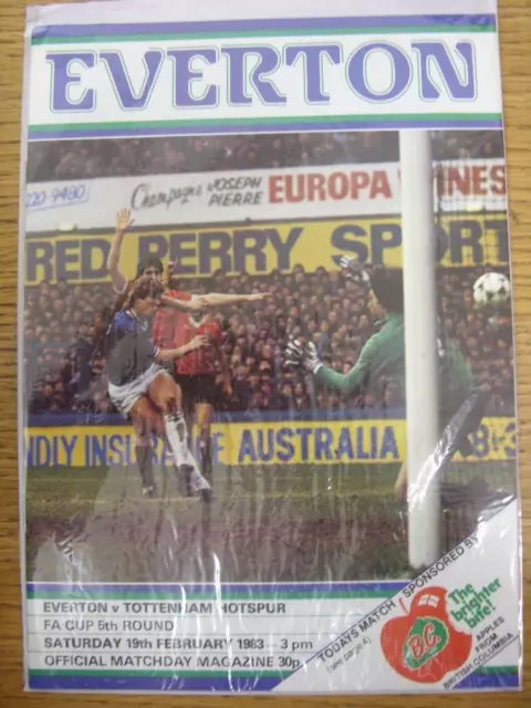 19/02/1983 Everton v Tottenham Hotspur [FA Cup] . This item is in very good cond