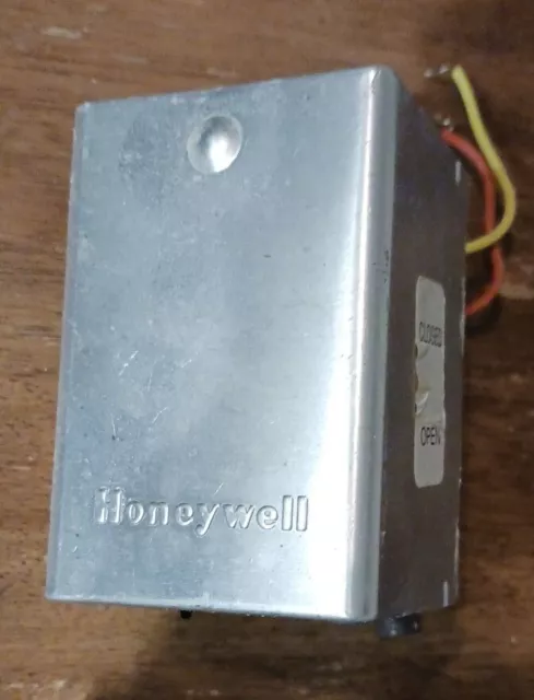 Honeywell Actuator M847D1004 Damper Actuator 24V 60HZ