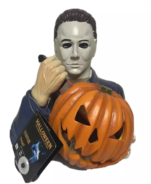 BRAND NEW IN BOX Halloween Michael Myers Statue Led Light Up Decor Meyers