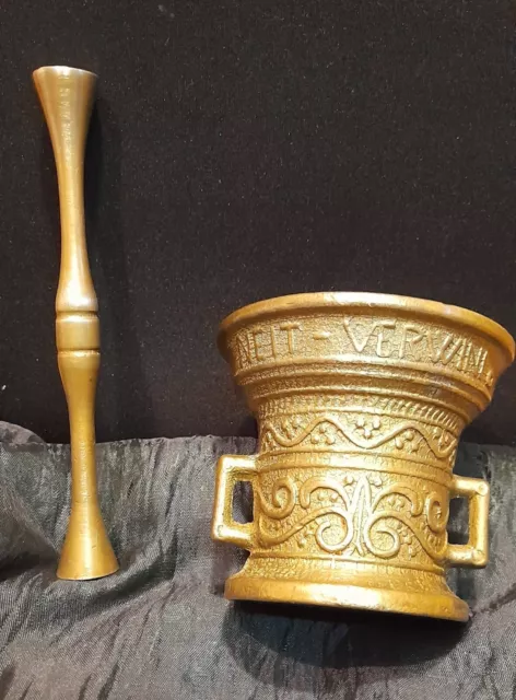 Bronze Mörser Vintage Anno 1590 mit Stößel/ Pistill