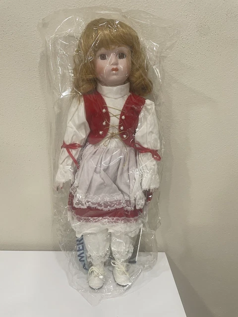 NIB Vtg.16" HEIDI D-38 Heritage Mint LTD. Collection Bisque Porcelain Doll 1989