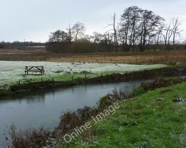 Photo 6x4 Fields by the River Gipping Stowmarket By a bend south of Roydo c2009