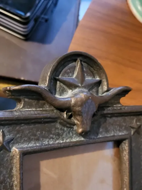 Gorgeous 3D Texas Stars Longhorn Head Bronze Frame Holds 4.5 x 6.5" Size Photo 2
