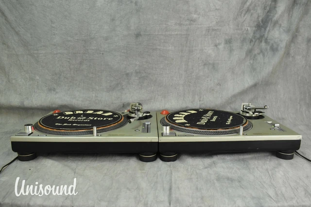 Technics SL-1200 MK5 Silver pair Direct Drive DJ Turntable in Good Condition