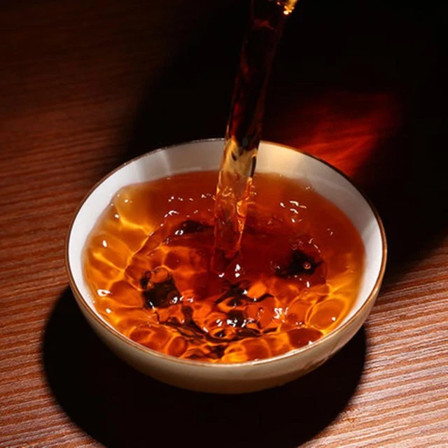 357g Yunnan Pu-erh Tea Pu'er Ripe Tea Menghai Springl Cooked Shu Seven Cake Tea