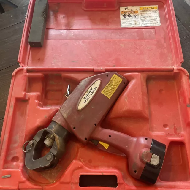 Burndy Hydraulic 18V Dieless Crimper Model PAT644