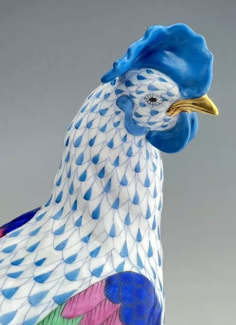🦋 BRAND NEW HEREND Large 7.25” HEN Bird Blue Fishnet Rooster Figurine 2