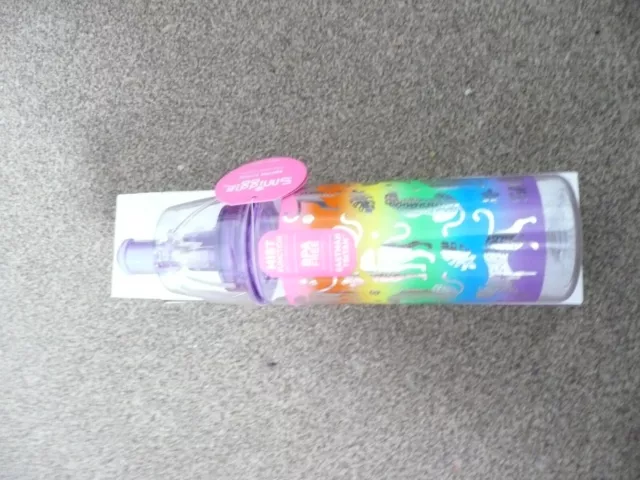 SMIGGLES Spritz bottiglia di plastica per bevande 560 ml funzione nebbia arcobaleno senza BPA