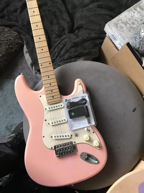 Pink Nevada Guitar *& A  Plug-In  Headphone "Amp With" Distortion!!**Sustain